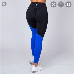 Muscle Nation Diagonal Cut Scrunch Leggings